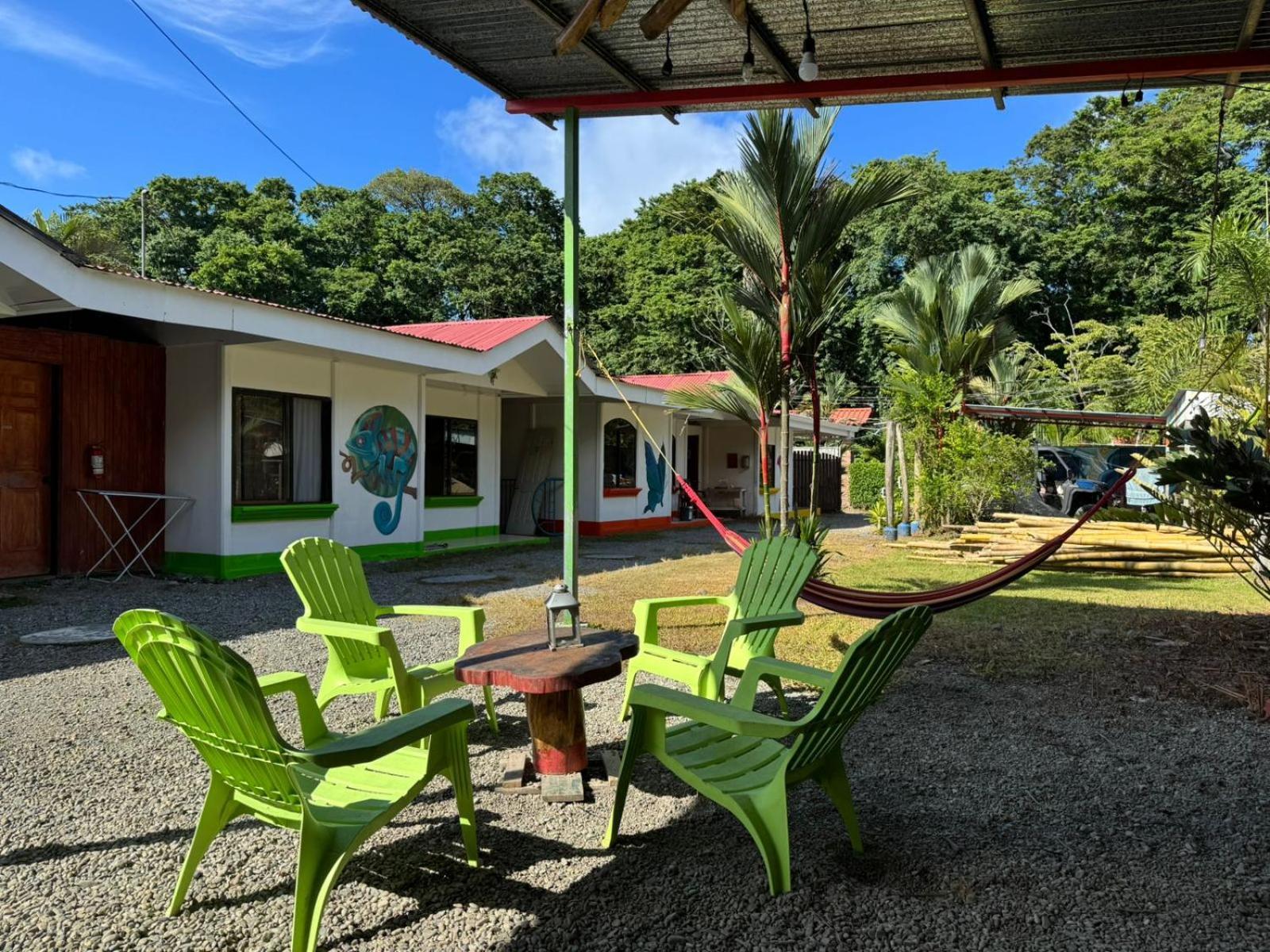 Kalunay Hostel Puerto Viejo de Talamanca Eksteriør billede