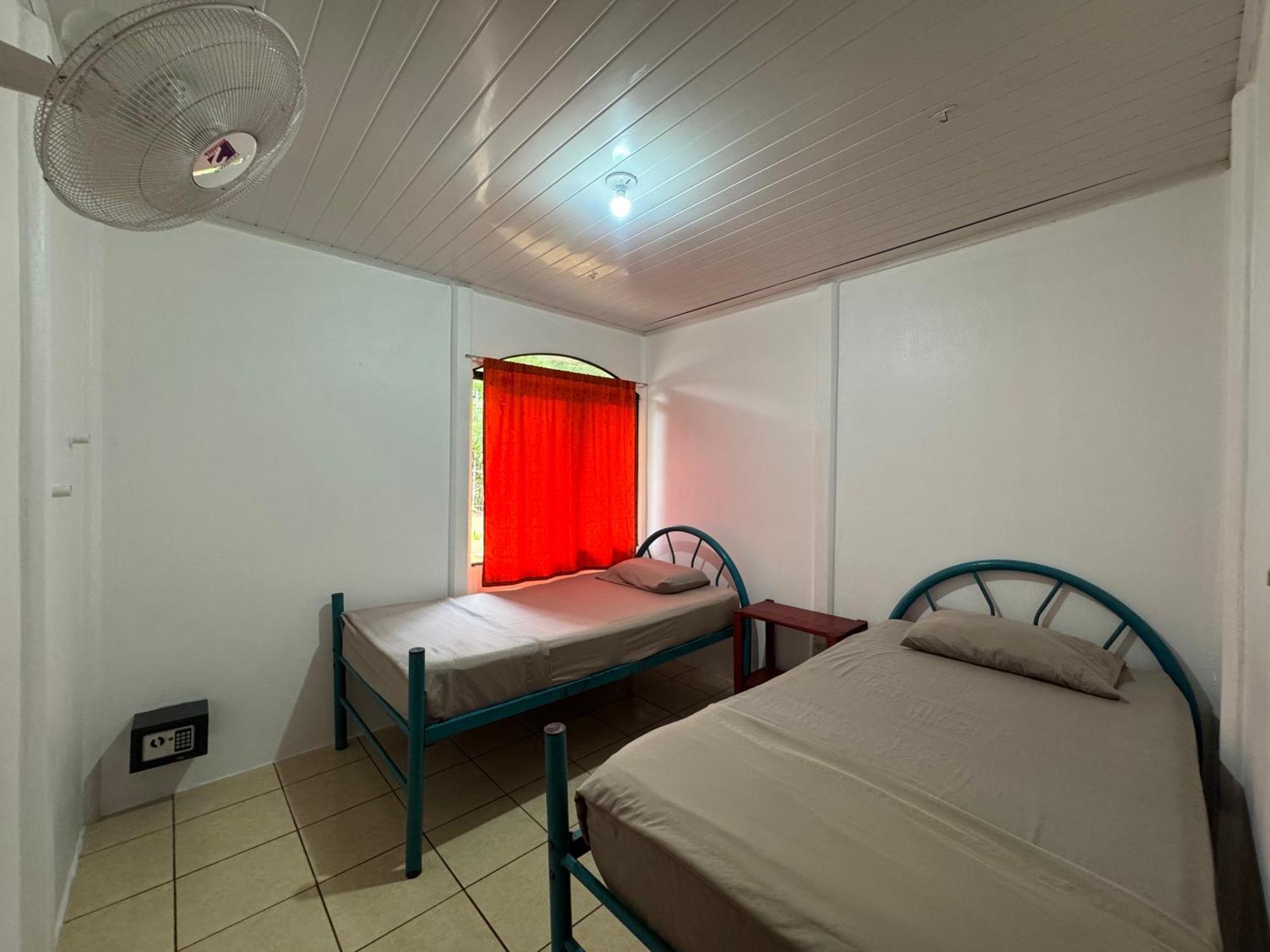 Kalunay Hostel Puerto Viejo de Talamanca Eksteriør billede